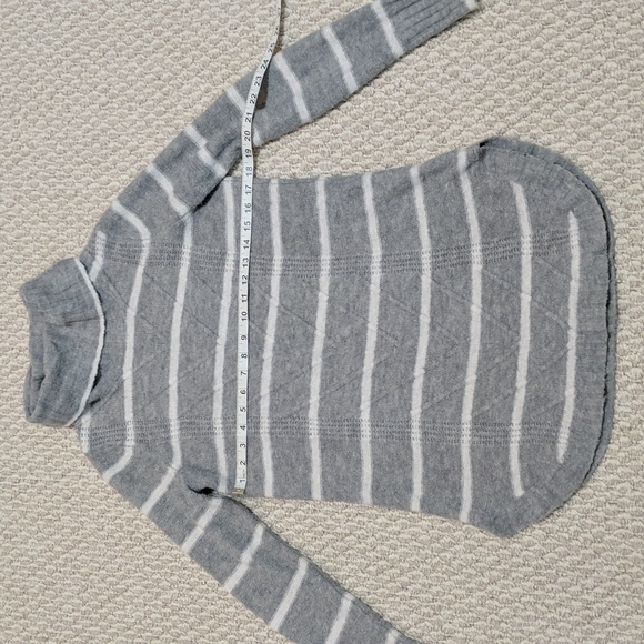 Reitmans Long Sweater - Picture 7 of 12